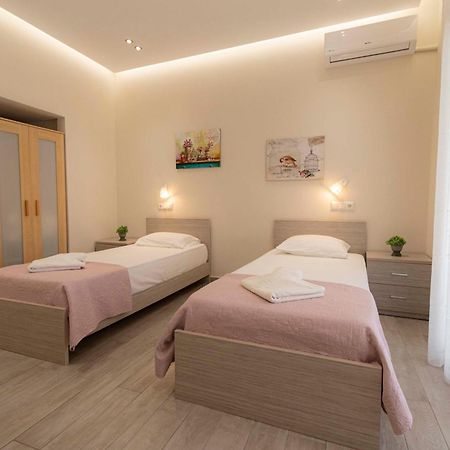 Sabbia Apartments Seafront By Rentalspro Services - Nea Moudania Halkidiki Exterior photo
